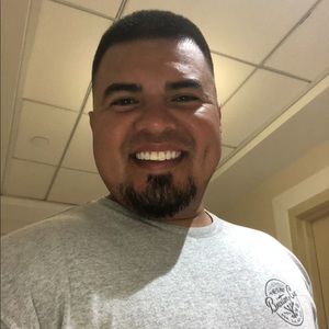 Meet your Posher, Victor